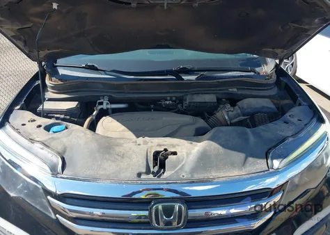 2016 Honda Pilot Touring из США, поврежденный, VIN 5FNYF5H99GB055916